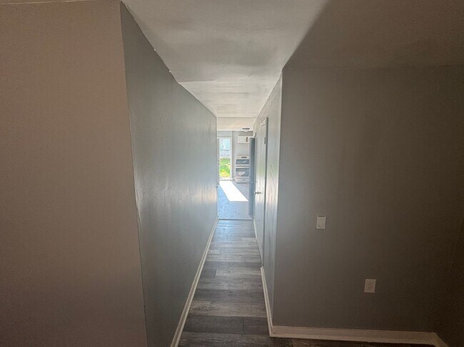 Foto del edificio - 663 2nd Ave