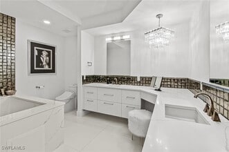 Building Photo - 8010 Via Sardinia St