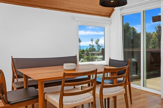 Foto del edificio - 390 St Ann's Dr