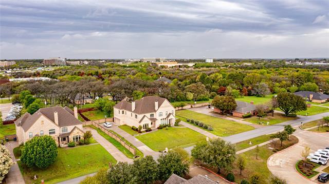 Foto del edificio - 440 Cherry Ln
