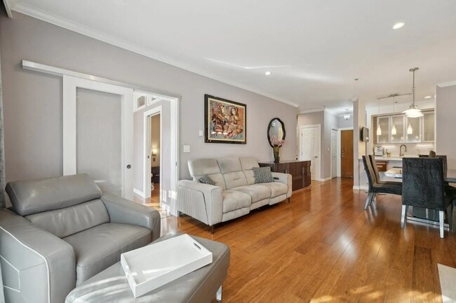 Building Photo - Affordable one bedroom Apt