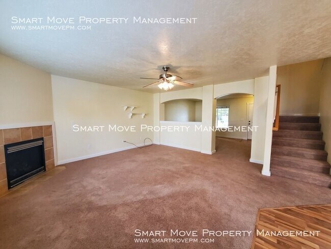 Foto del edificio - 1428 E Palermo St