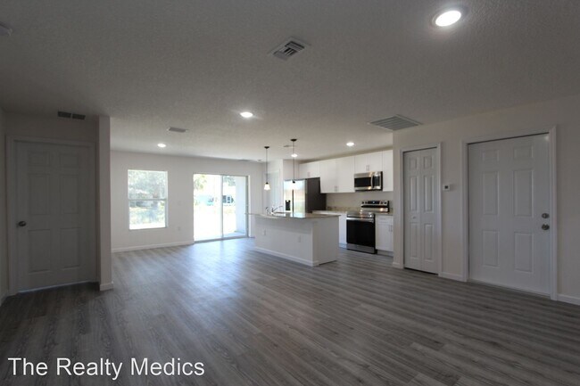 Building Photo - 4 br, 2 bath House - 761 Delano Ave NW
