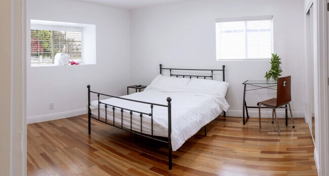 Foto del edificio - 5510 Wilbur Ave