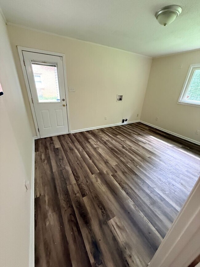 Building Photo - Photos coming soon!