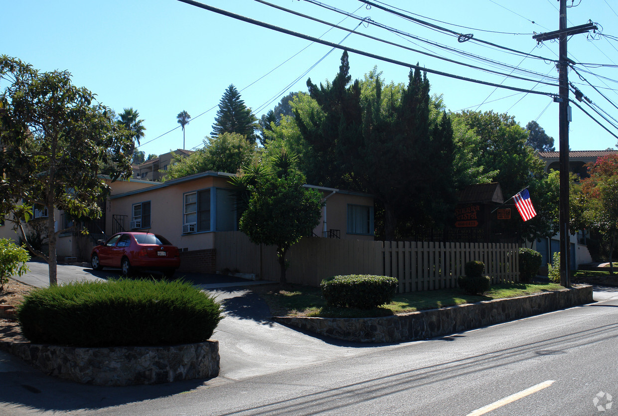Primary Photo - Sierra Vista Senior Apartments