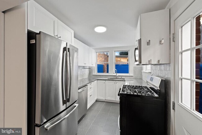 Foto del edificio - 312 S Exeter St