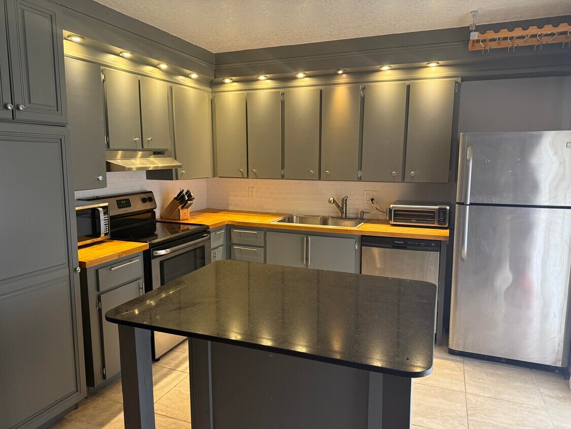 Foto principal - 1106 11th Ct