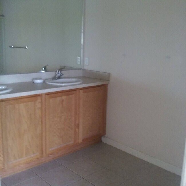 Foto del edificio - Beautiful 3BR/2.5BA Townhome with Water Vi...