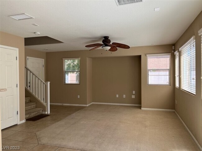 Foto del edificio - 6067 W Dewey Dr