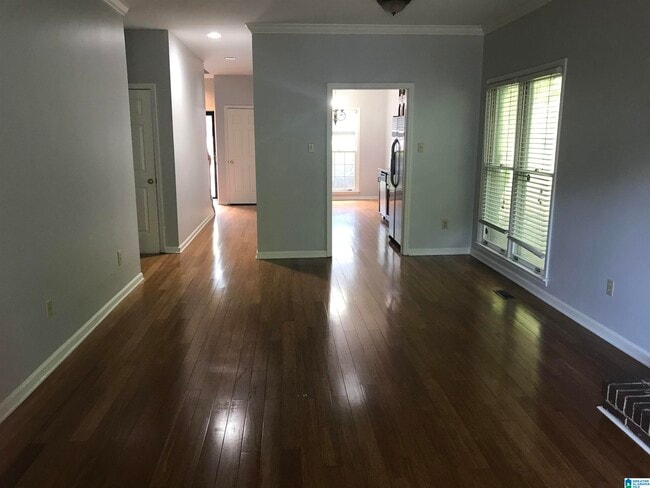 Foto del edificio - 117 Meadow Croft Cir