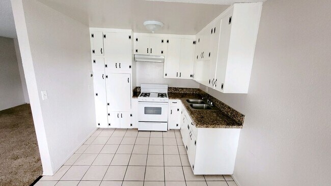 Foto del edificio - 1210 W Stoneridge Ct