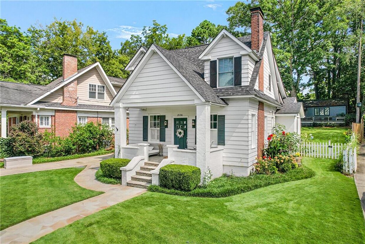 2136 Fairhaven Cir NE, Atlanta, GA 30305 House Rental in Atlanta, GA