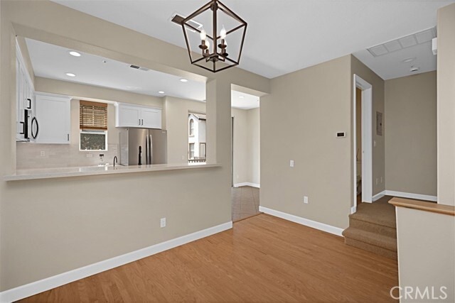 Building Photo - 21 Tulare Dr