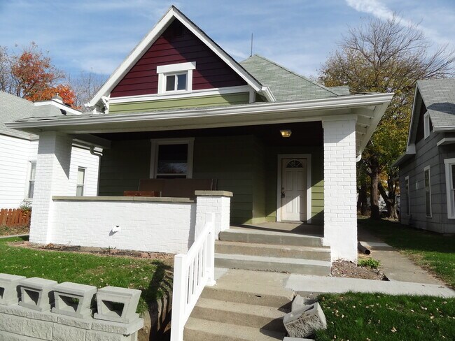 Foto del edificio - 921 N Hamilton Ave