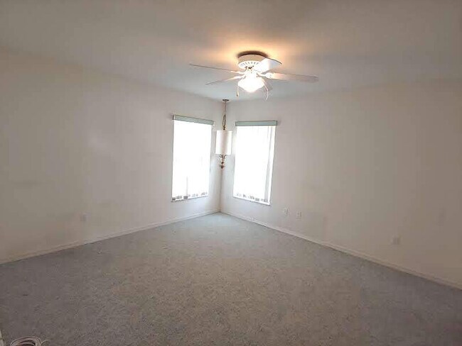Building Photo - 6589 SW 86th Pl