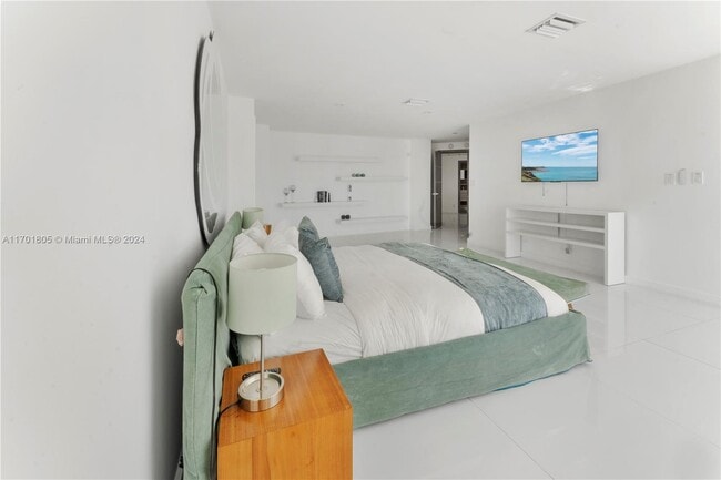 Building Photo - TREASURE ISLAND