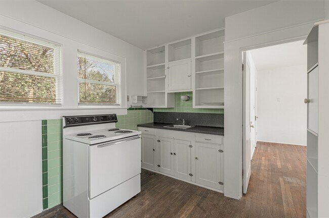 Building Photo - 1312 20th St