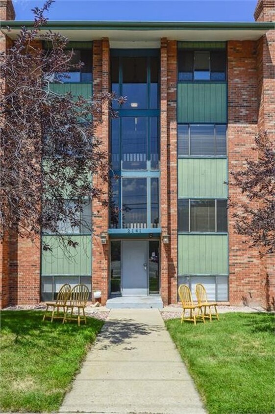 Primary Photo - *Short-term Lease Opportunity!* Three Bedr...