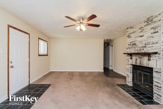 Building Photo - 8700 W 170th St