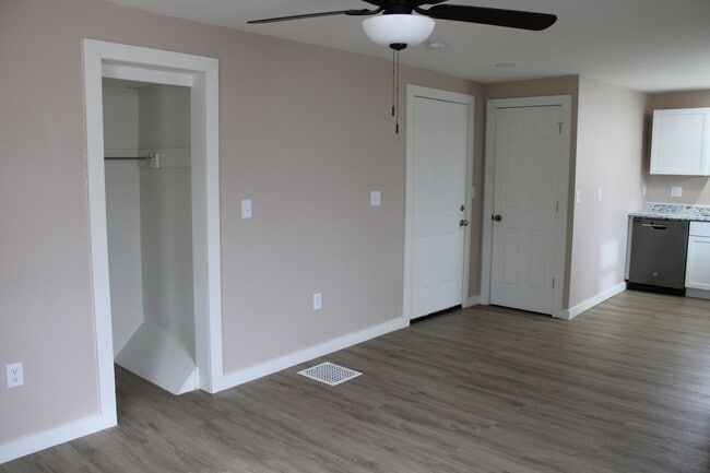 Building Photo - 1207 Vattier Street