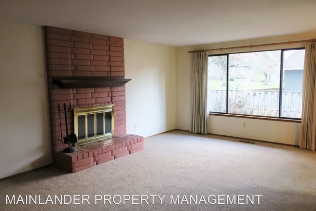 Foto del edificio - 2787 SE Rood Bridge Dr