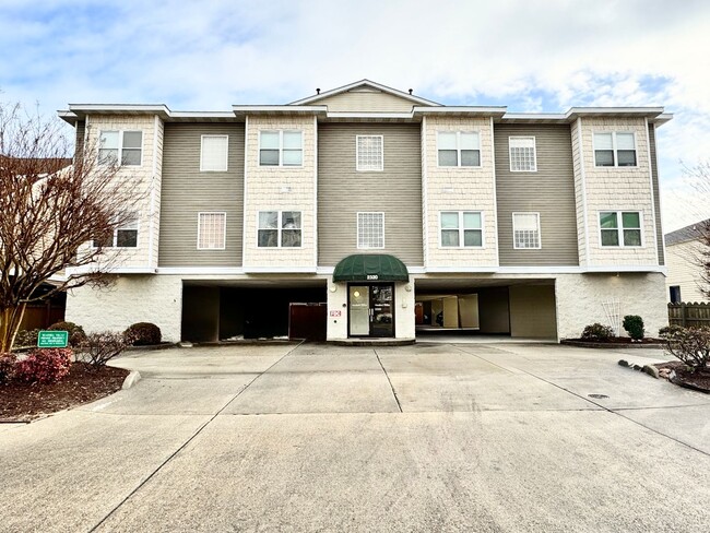 Building Photo - Ready NOW! Chesapeake Bay Condo w/2 Covere...