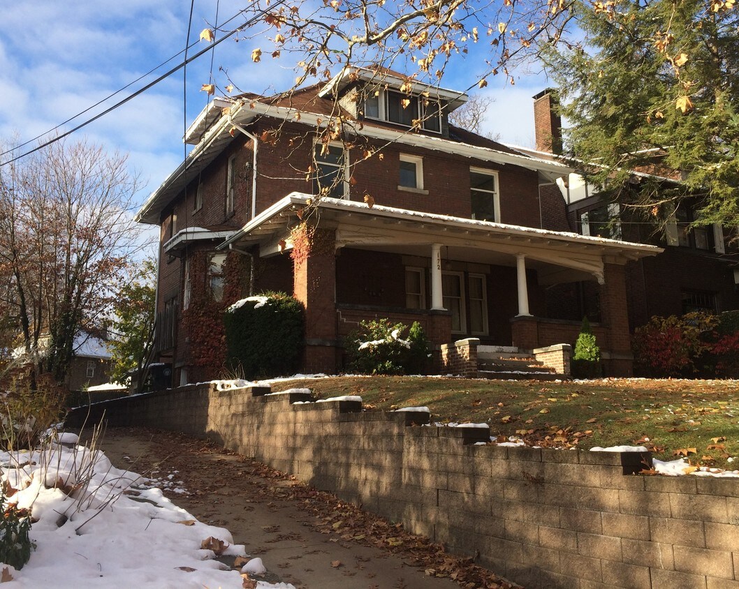 Primary Photo - 172 Oakdale Ave