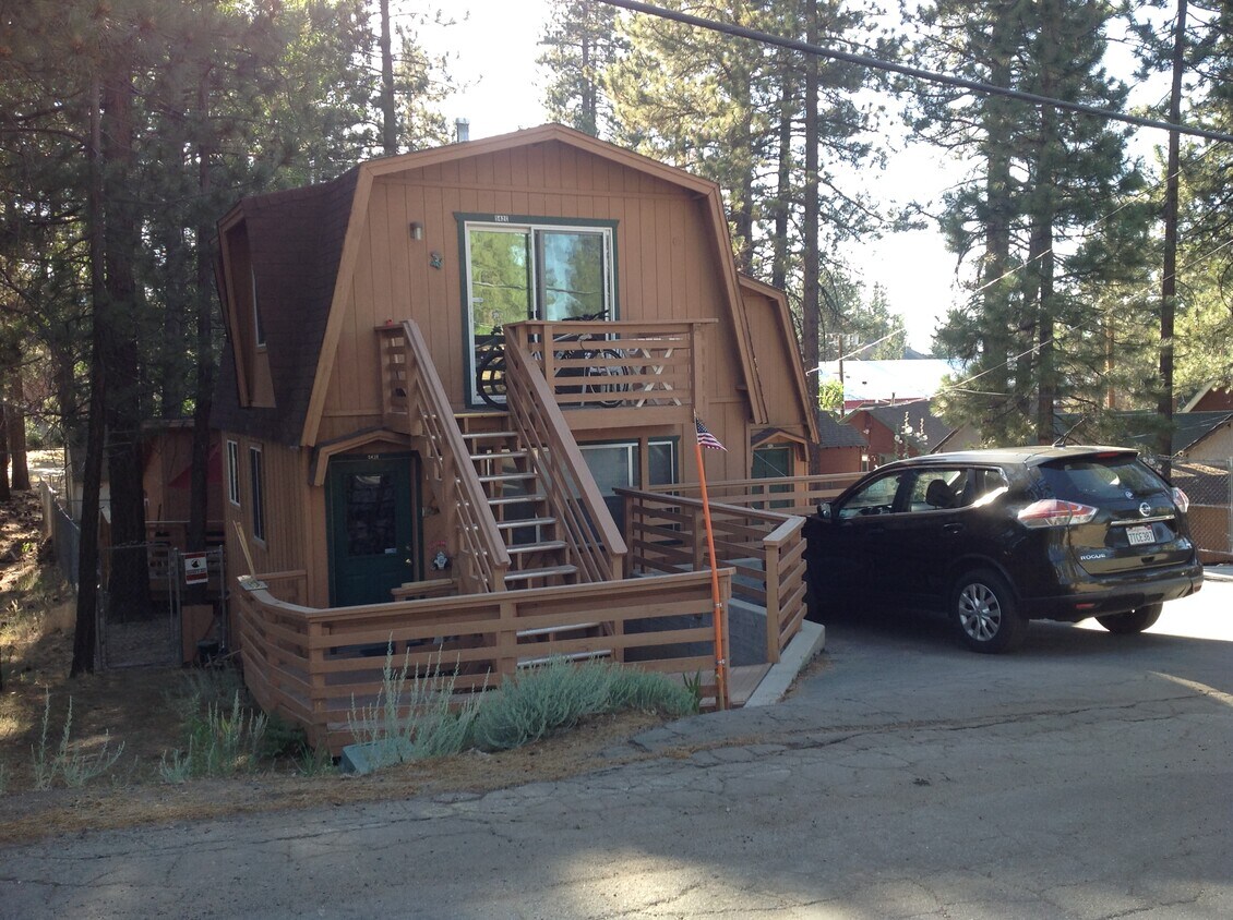 542 Cottage Ln Unit 542B, Big Bear Lake, CA 92315 Apartments in Big