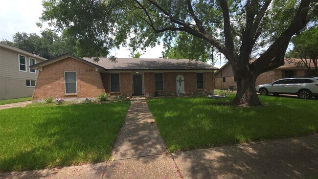 Building Photo - 1119 Montour Dr