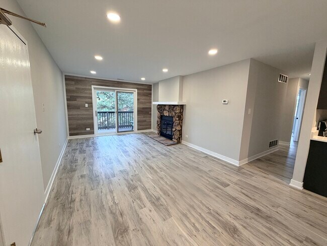 Foto del edificio - 1460 Stonebridge Cir