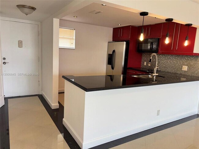 Foto del edificio - 403 NW 68th Ave