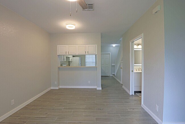 Foto del edificio - Cypress Landing 10067