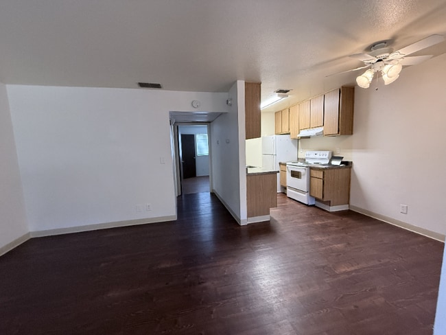 Building Photo - 5421 El Camino Ave