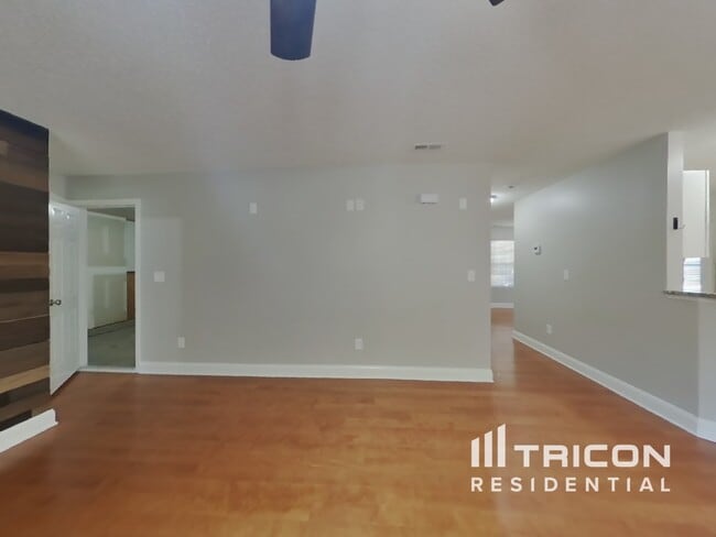 Foto del edificio - 2203 Ballingarry Dr