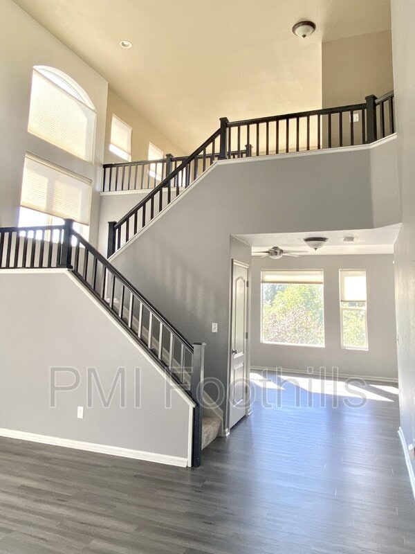 Building Photo - 4740 E 125th Ave