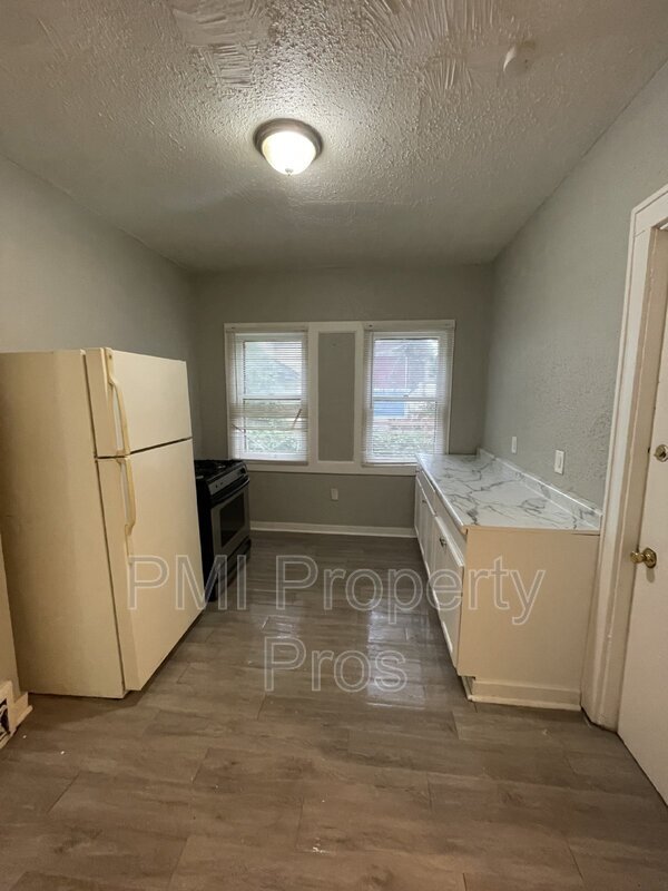 Foto del edificio - 2523 N 45th St