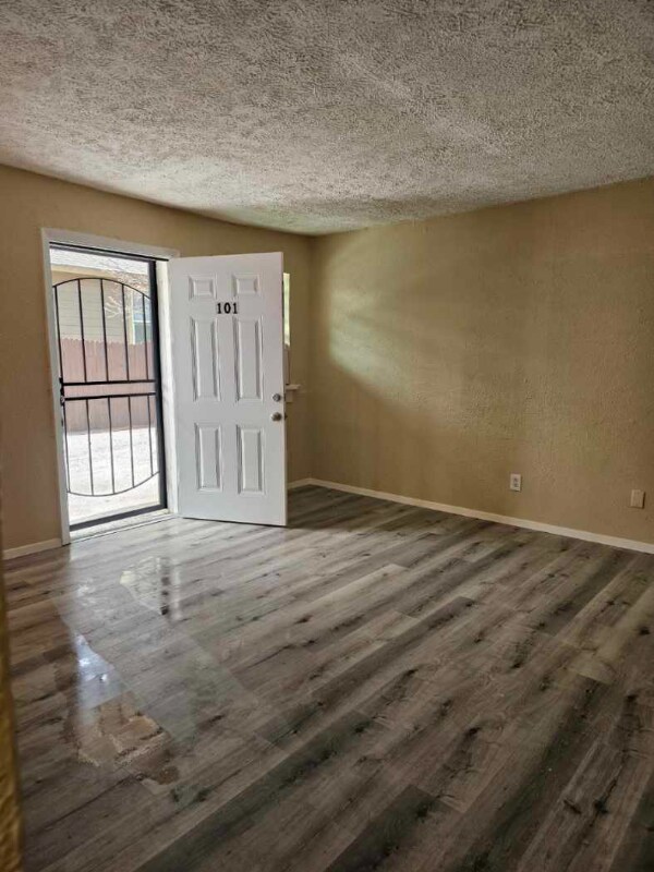 2623 Peabody Ave Unit 101, Dallas, TX 75215 Room for Rent in Dallas