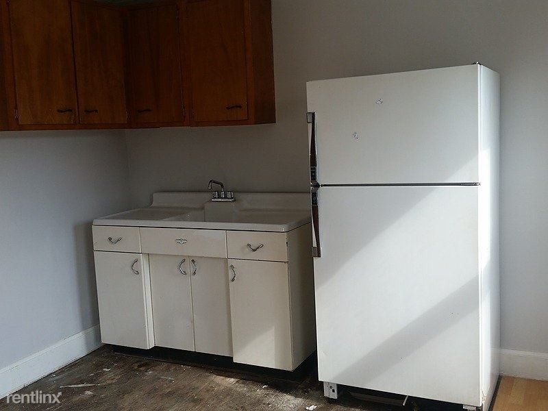 Building Photo - 1 br, 1 bath Apartment - 203 Division Street