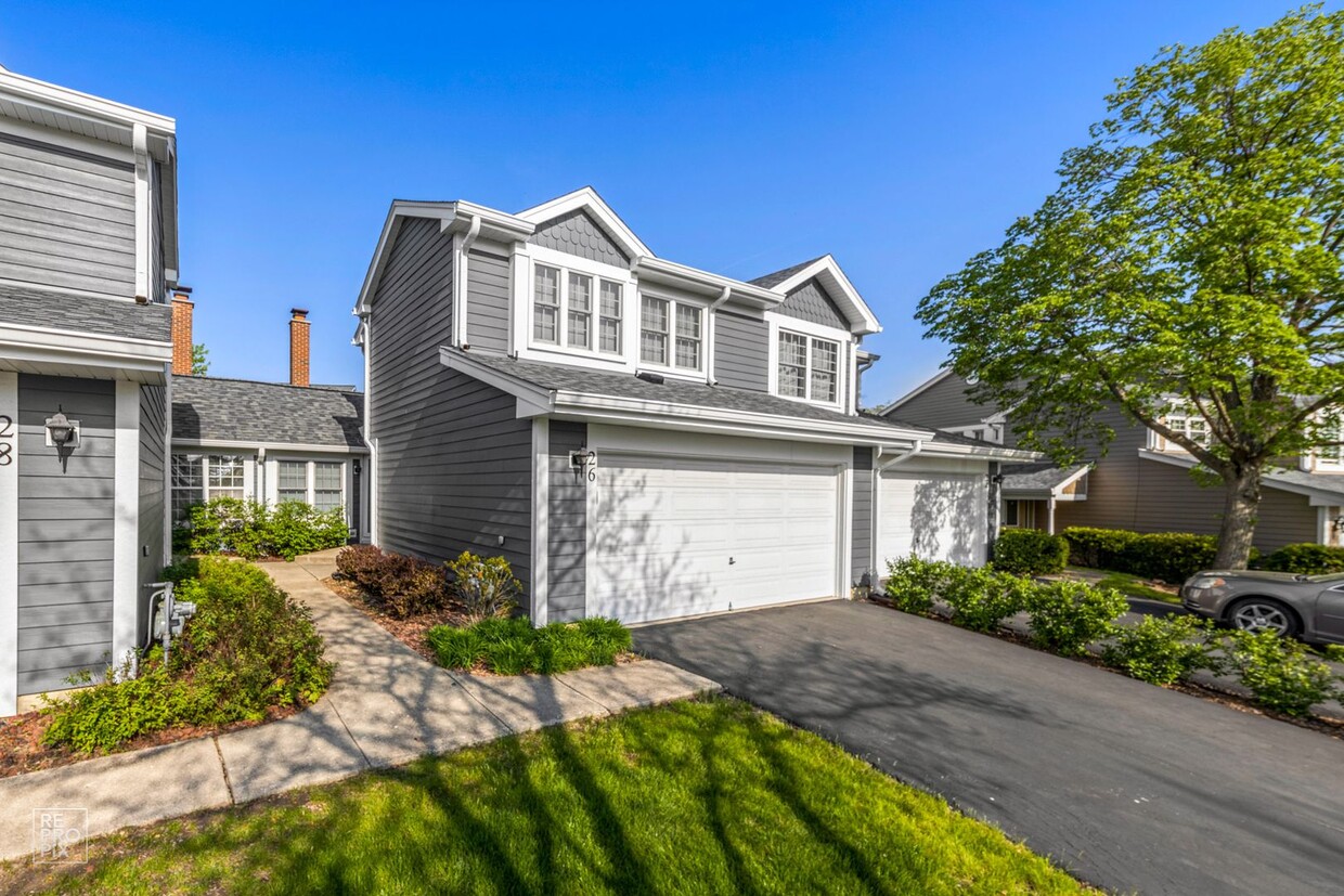 Primary Photo - Schaumburg Two Story Townhome