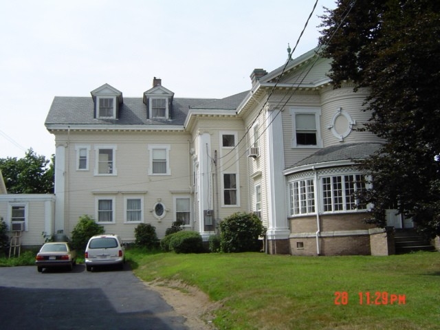 Building Photo - Pioneer House