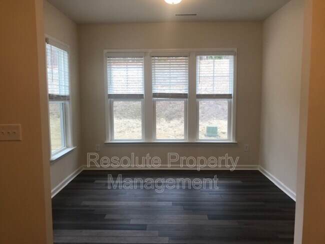 Building Photo - 3167 Retama Run