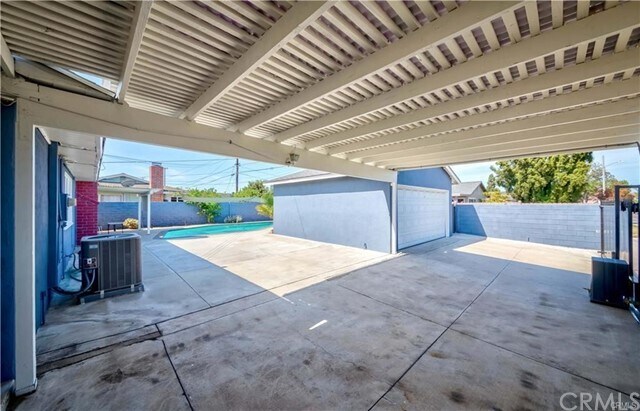Building Photo - 6081 San Yuba Way
