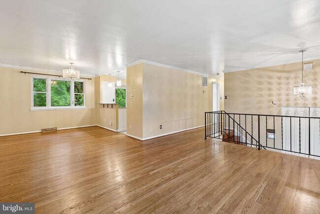 Foto del edificio - 13104 Clarion Ct