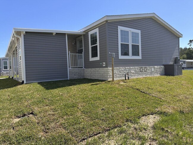 Building Photo - 3084 SW 109th St