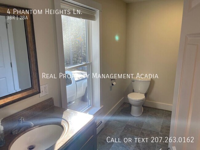 Building Photo - Quiet and Centrally Located Bar Harbor Hom...