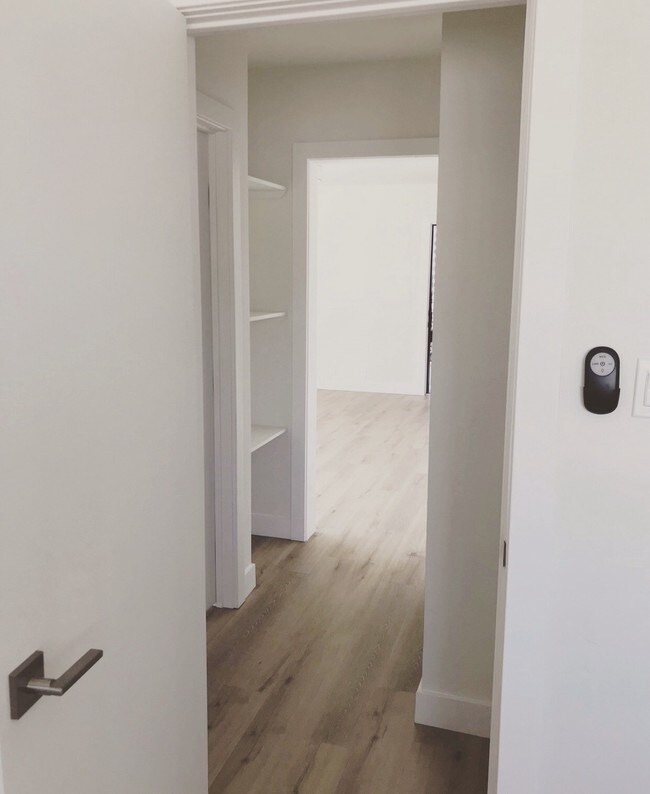 Building Photo - 1545 Obispo Ave