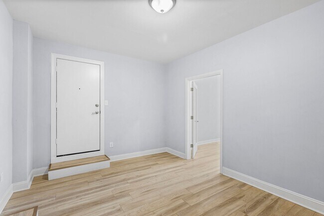 Interior Photo - Lancaster_3950