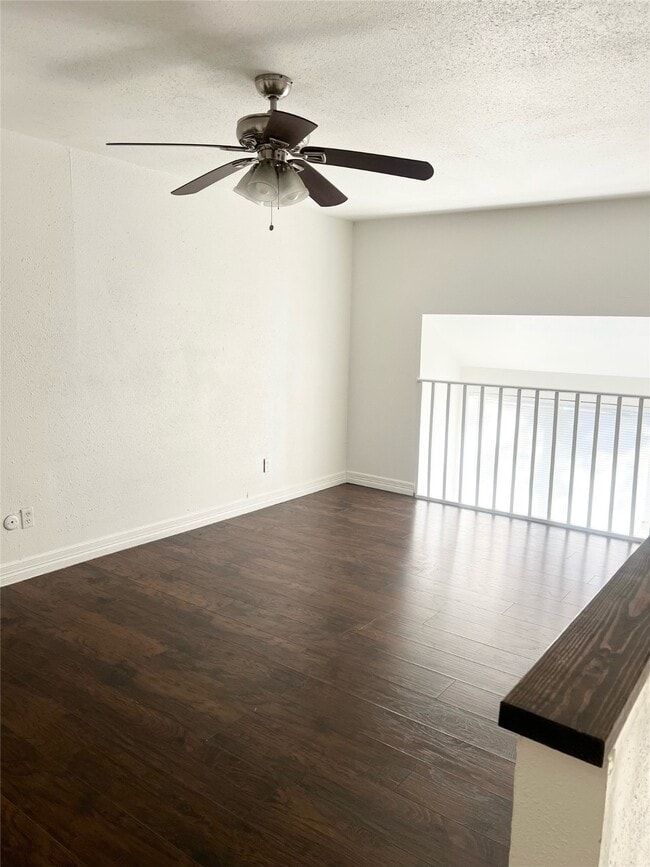 Building Photo - 5929 Queensloch Dr