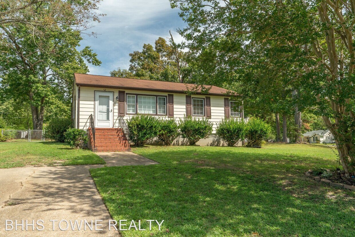 Primary Photo - 3 br, 1 bath House - 133 Drew Road